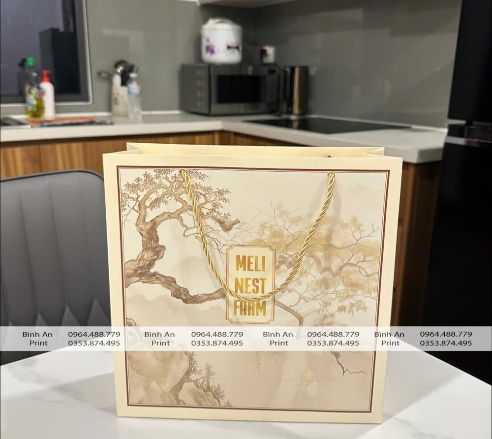 Túi giấy Meli Nest Farm họa tiết cây mai, ảnh khách gửi